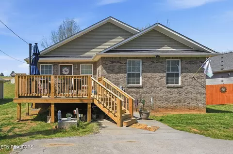 368 Overlook Dr, Seymour, TN 37865