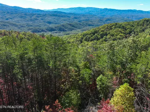 32 Chilhowee Tr, Maryville, TN 37803