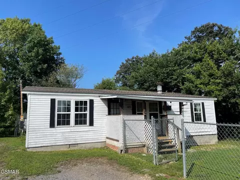 801 Wilson Rd, Maryville, TN 37801