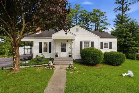 47 Bilbrey St, Crossville, TN 38555
