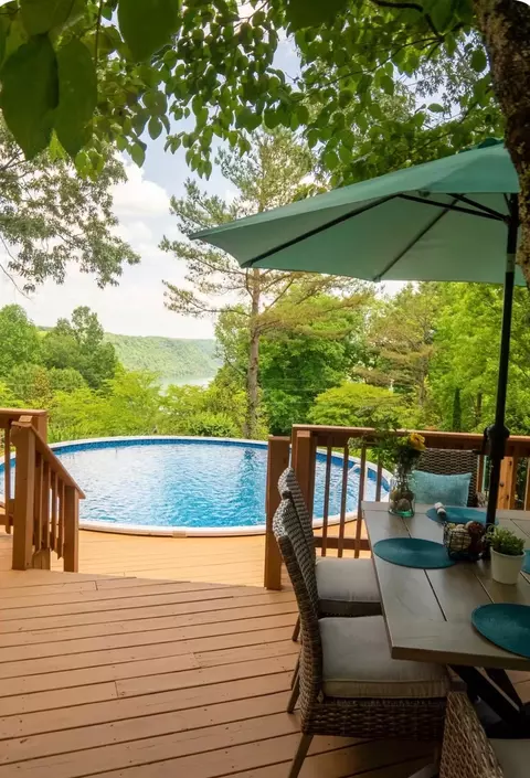 4250 Four Seasons Rd, Smithville, TN 37166