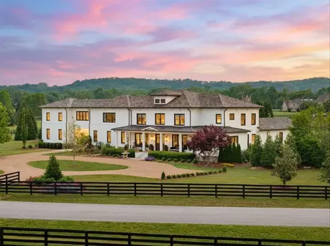 4205 Two Rivers Ln, Franklin, TN 37069