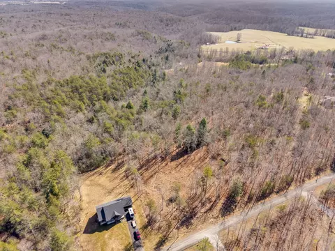 911 Spearhead Cir, Clarkrange, TN 38553 photo 11