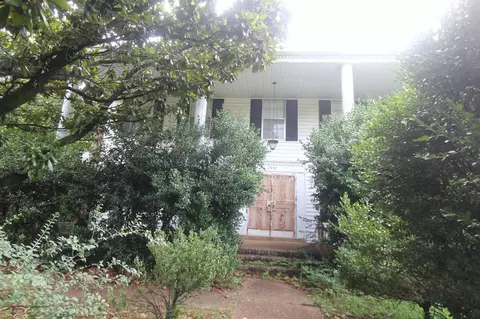 2952 Fargo Rd, Memphis, TN 38128