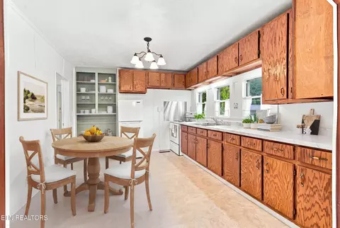 Kitchen - 4317 Fulton Rd, Corryton, TN 37721 photo 3 of 3