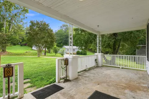 Exterior - 4317 Fulton Rd, Corryton, TN 37721 photo 3 of 13