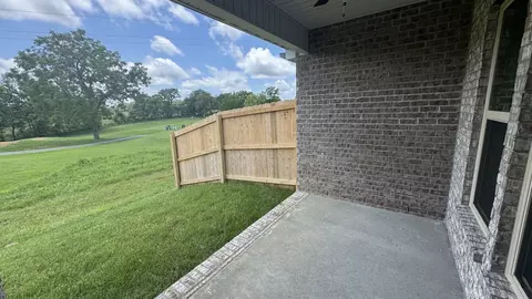 Exterior - 532 W Foxrun, Springfield, TN 37172 photo 3 of 4