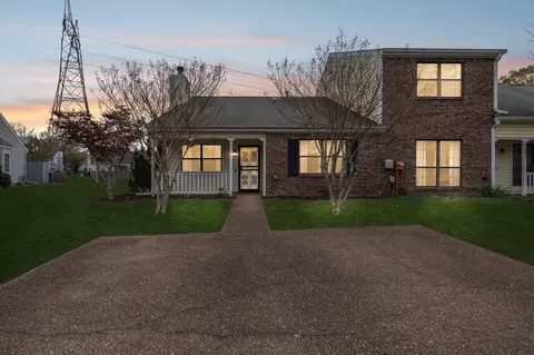6565 Hickory Meadow Dr, Chattanooga, TN 37421