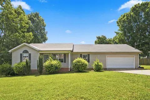 83 Providence Rd, Shelbyville, TN 37160