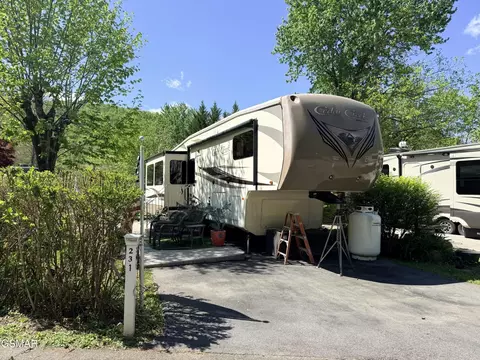 4229 E Pkwy #231, Gatlinburg, TN 37738
