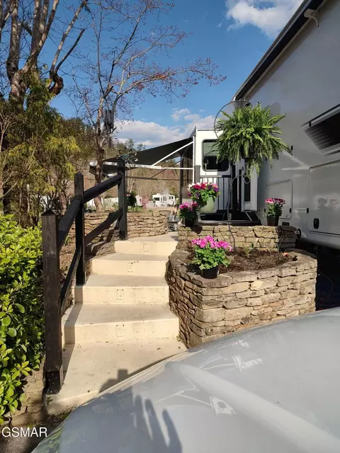 4229 E Pkwy #376, Gatlinburg, TN 37738
