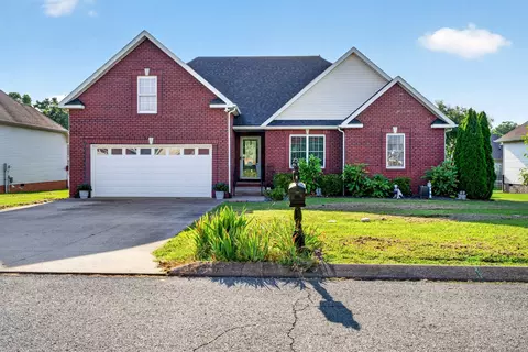 Exterior - 153 Brandywine Ln, Springfield, TN 37172 photo 2 of 10