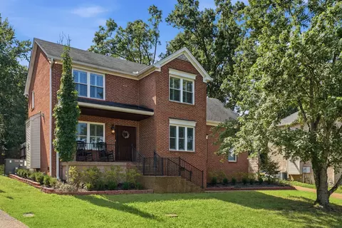 737 Cedar Crest Dr, Nashville, TN 37209