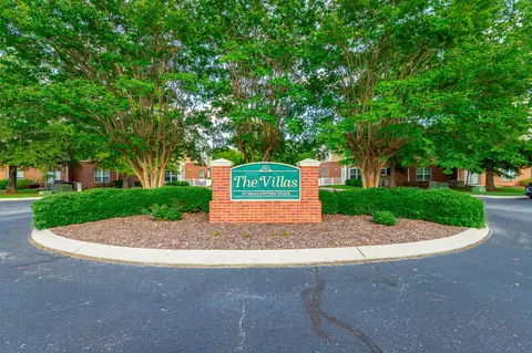2105 Regency Ct, Chattanooga, TN 37421