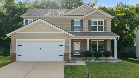 1240 Oxford Village Cv, Columbia, TN 38401