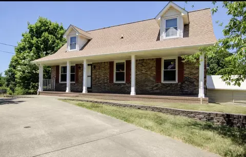1637 Ogburn Chapel Rd, Clarksville, TN 37042