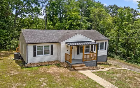 204 Waheela Dr, Chattanooga, TN 37404