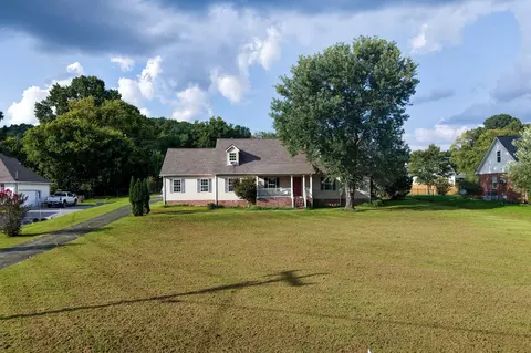 217 Amanda Dr, Bell Buckle, TN 37020