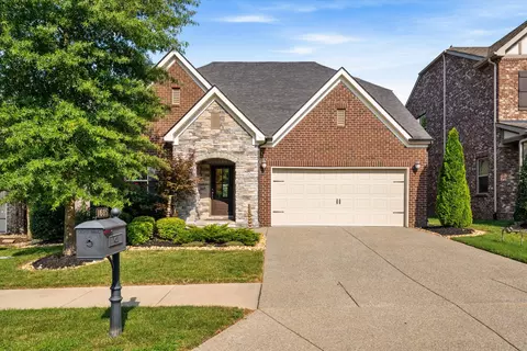 1685 Boardwalk Pl, Gallatin, TN 37066