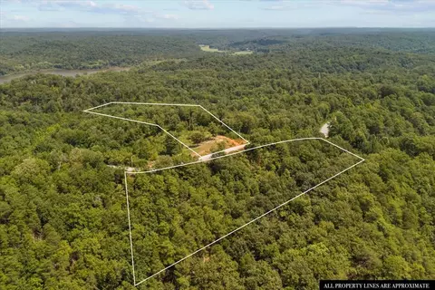 90 Float Dr, Waverly, TN 37185 photo 10
