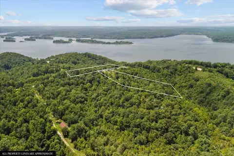 90 Float Dr, Waverly, TN 37185 photo 3