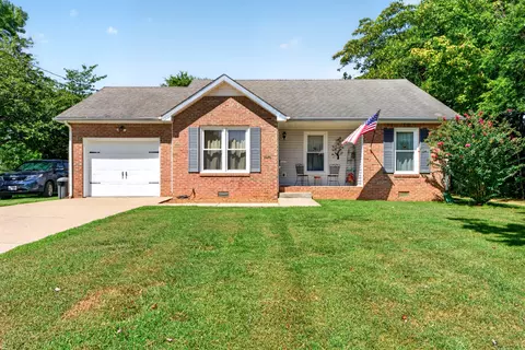 1036 Angela Dr, Clarksville, TN 37042