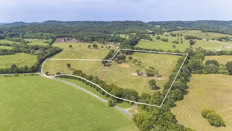 1 Arbor Hill Rd, Petersburg, TN 37144
