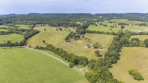 3 Arbor Hill Rd, Petersburg, TN 37144