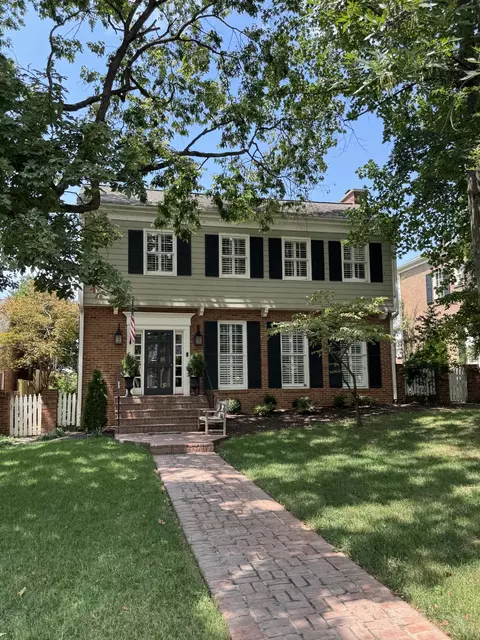 35 Concord Park E, Nashville, TN 37205