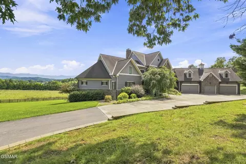 759 Cummings Chapel Rd, Sevierville, TN 37876