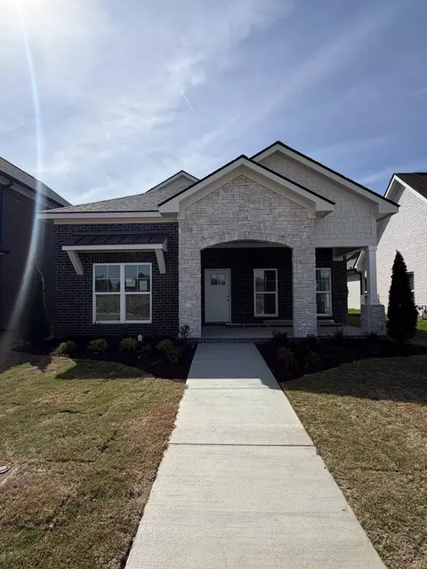 6193 Parkhaven Blvd, Hermitage, TN 37076