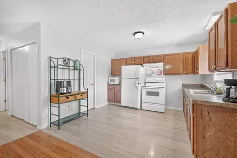 Entry Way - 425 E Castle St, Murfreesboro, TN 37130 photo 1 of 1