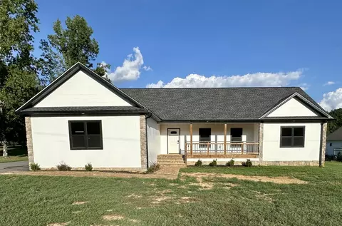 50 Sonoma Dr, Fayetteville, TN 37334