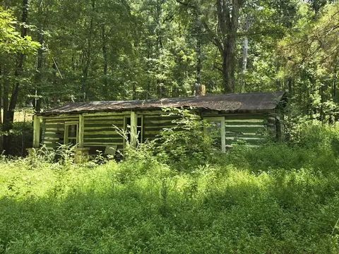 808 Enochs Rd, Mcewen, TN 37101 photo 3