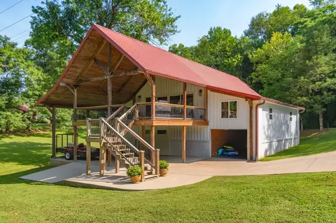 6645 Piney River Rd N, Bon Aqua, TN 37025