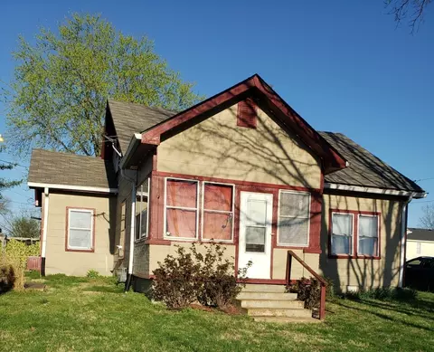 2461 Old Greenbrier Pike, Greenbrier, TN 37073