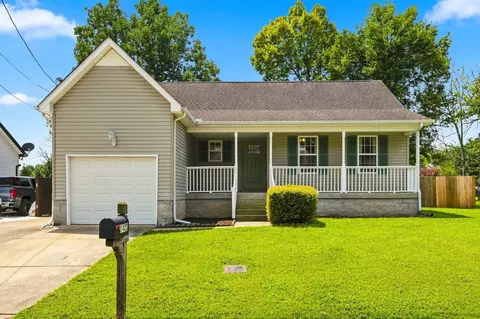 1420 Laurel Oak Dr, Antioch, TN 37013