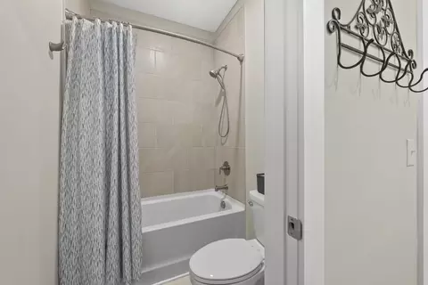 Bath - 4609 Cresto Loop, Murfreesboro, TN 37128 photo 5 of 6