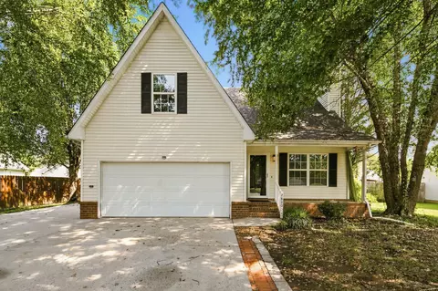 2820 Weybridge Dr, Murfreesboro, TN 37128