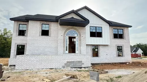 351 Hereford Farms, Clarksville, TN 37043