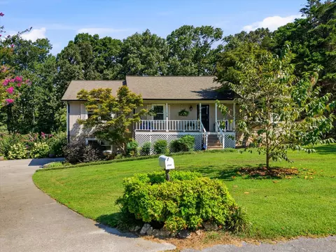 204 Carly Dr, Dalton, GA 30721