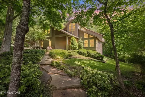 8940 Kelsey Ln, Knoxville, TN 37922
