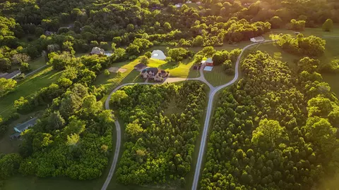 1357 Madison Creek Rd, Goodlettsville, TN 37072