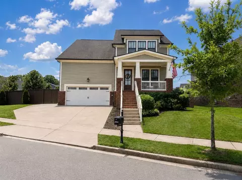 3344 Vinemont Dr, Thompsons Station, TN 37179