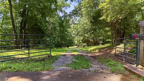 823 Oak Ridge Dr, Springfield, TN 37172 photo 20