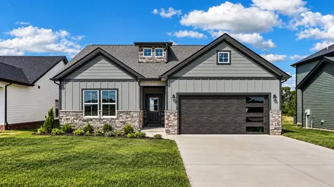 2708 Brewster Dr, Clarksville, TN 37042