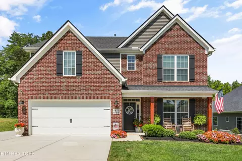 4875 Masters Dr, Maryville, TN 37801