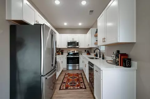 Kitchen - 146 Eno Rd, Dickson, TN 37055 photo 1 of 3