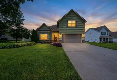 813 Silverhill Dr, Murfreesboro, TN 37129