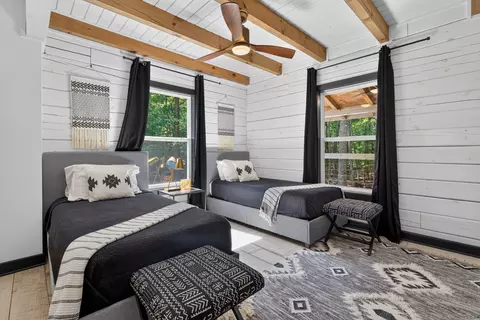 Bedroom - 2403 Sarvisberry Dr, Monteagle, TN 37356 photo 5 of 10
